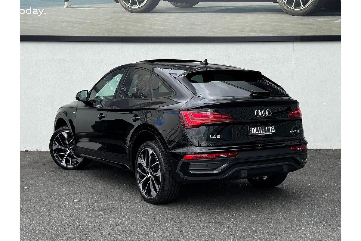 2024 Audi Q5 55 TFSI e S line FY