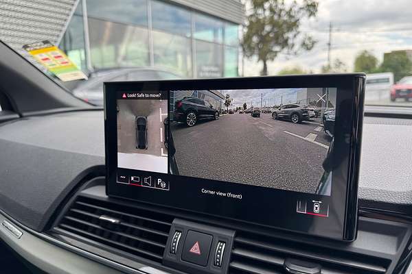 2024 Audi Q5 55 TFSI e S line FY