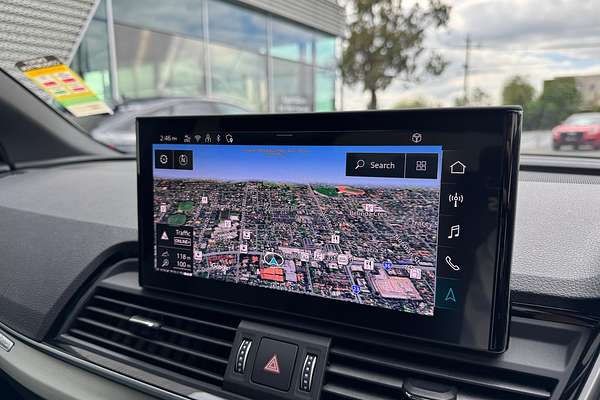 2024 Audi Q5 55 TFSI e S line FY