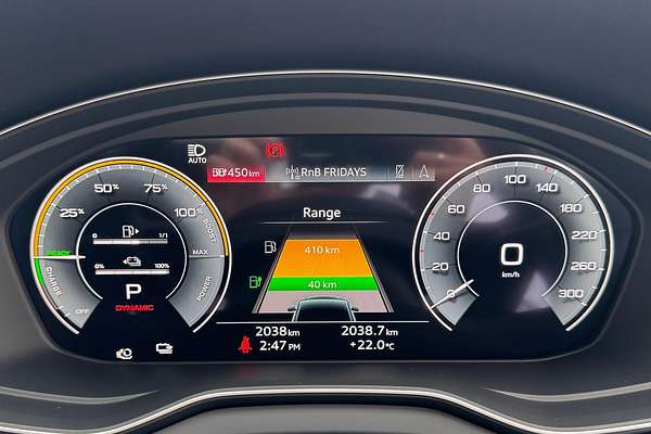 2024 Audi Q5 55 TFSI e S line FY