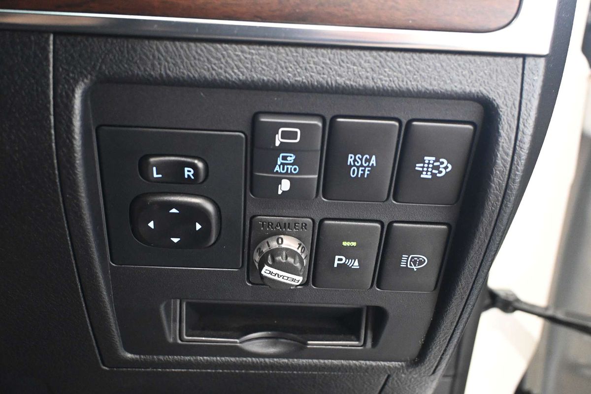 2020 Toyota Landcruiser VX VDJ200R