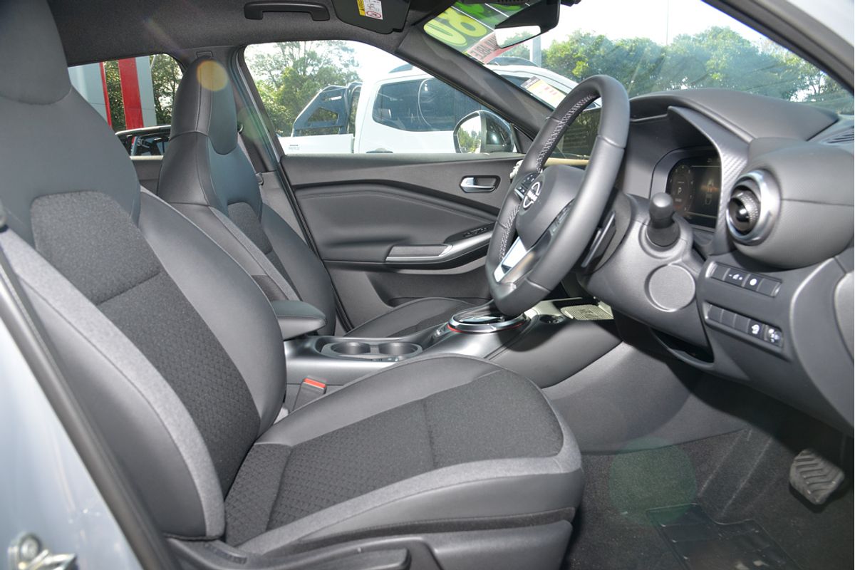 2024 Nissan JUKE ST-L F16