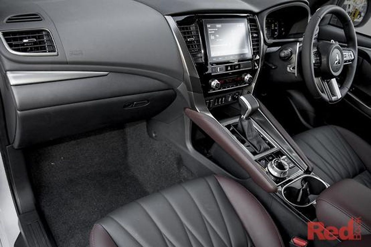 2025 Mitsubishi Pajero Sport GSR QG