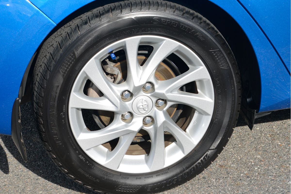2017 Toyota Corolla Ascent Sport ZRE182R