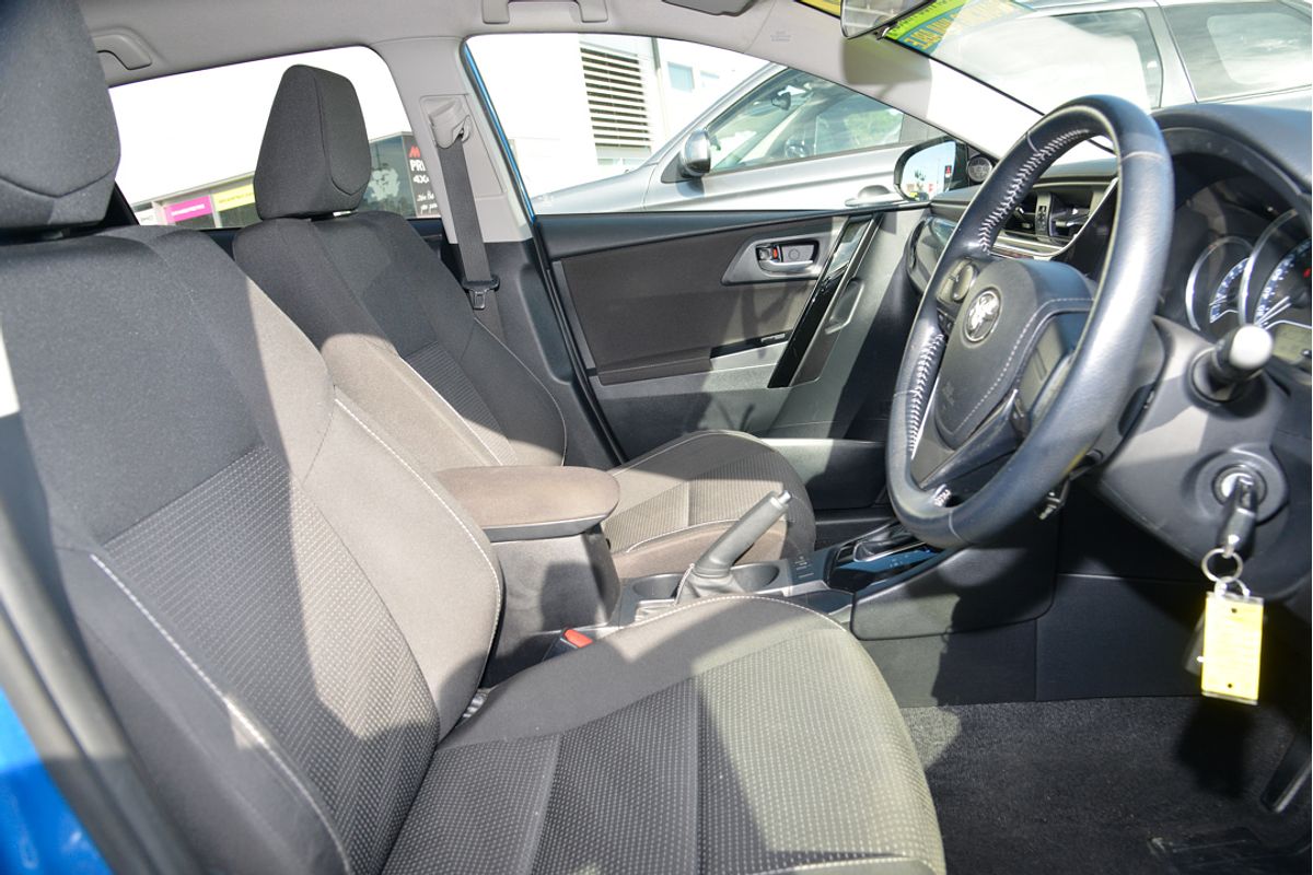 2017 Toyota Corolla Ascent Sport ZRE182R