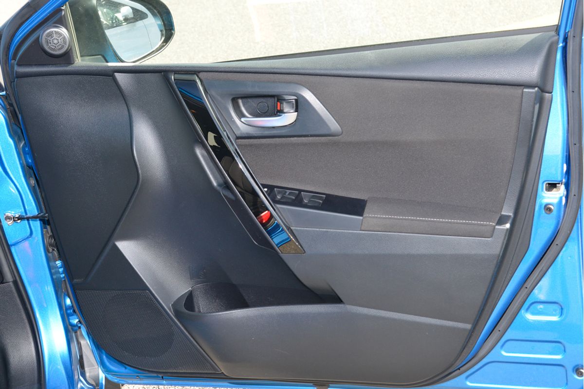 2017 Toyota Corolla Ascent Sport ZRE182R