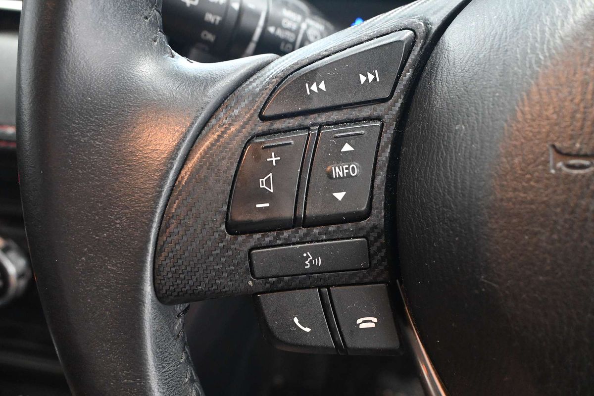 2015 Mazda 2 Genki DJ Series