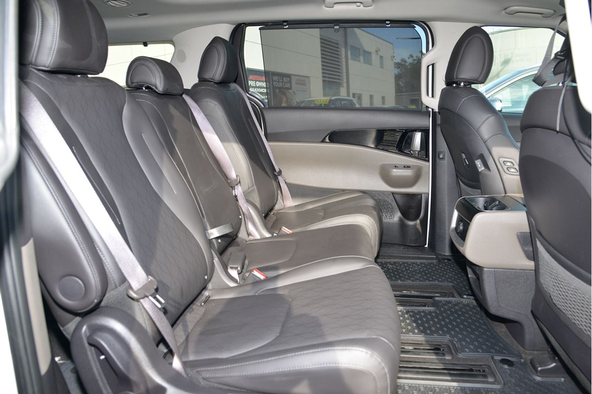 2024 Kia Carnival GT-Line KA4 PE
