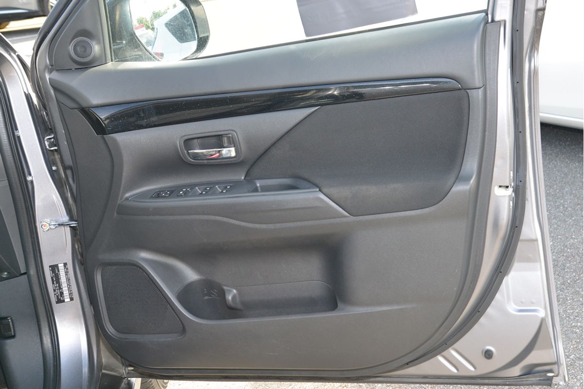 2019 Mitsubishi Outlander ES ZL