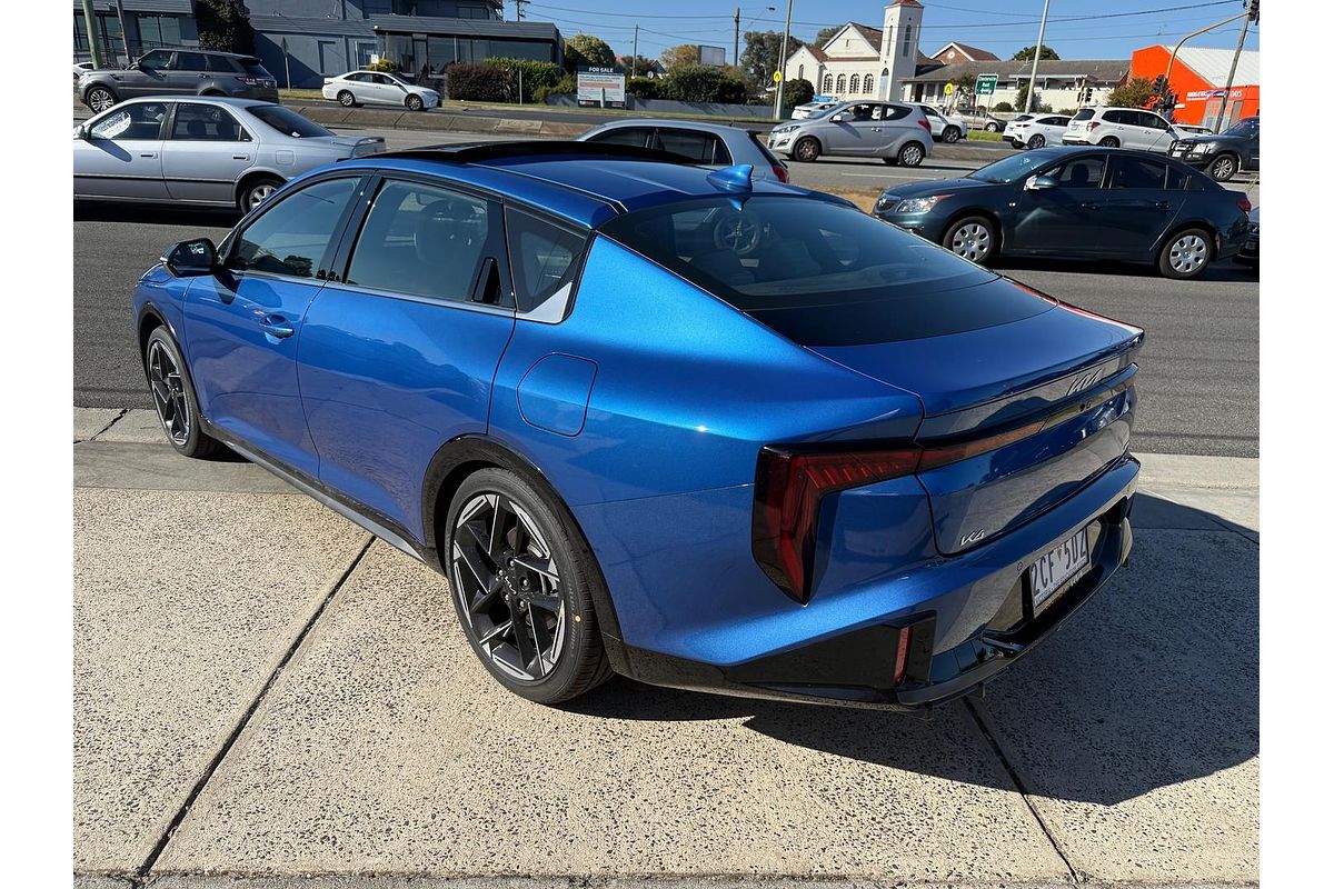 2025 Kia K4 GT-Line CL4m
