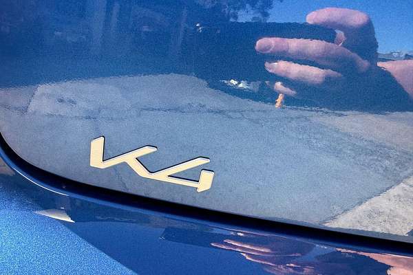 2025 Kia K4 GT-Line CL4m