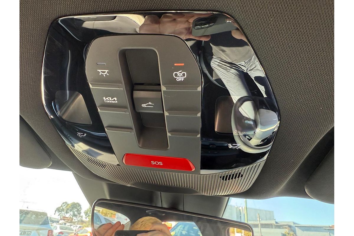 2025 Kia K4 GT-Line CL4m