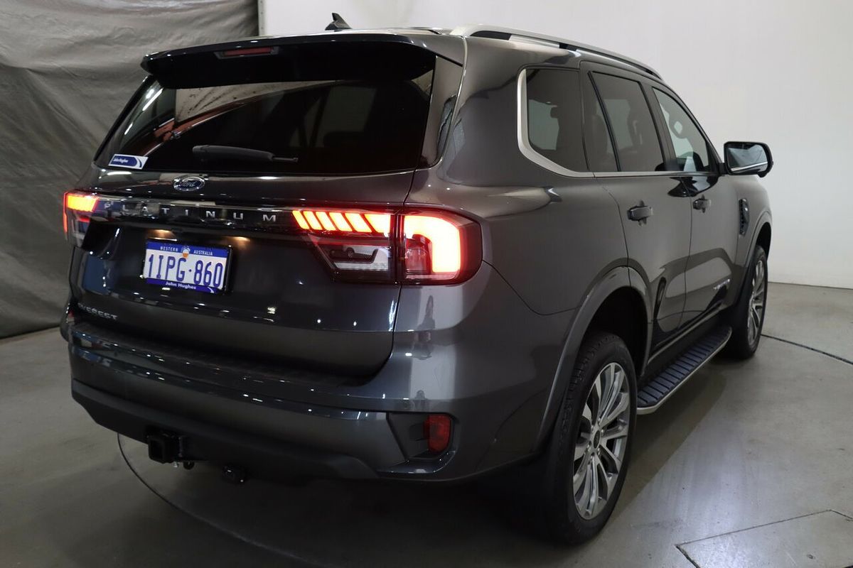 2024 Ford Everest Platinum