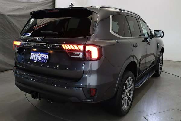 2024 Ford Everest Platinum
