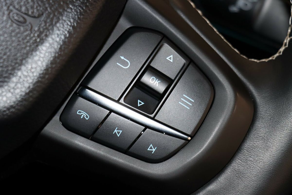 2024 Ford Everest Platinum