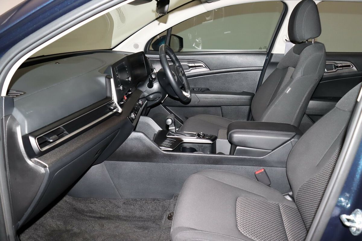 2024 Kia Sportage S NQ5