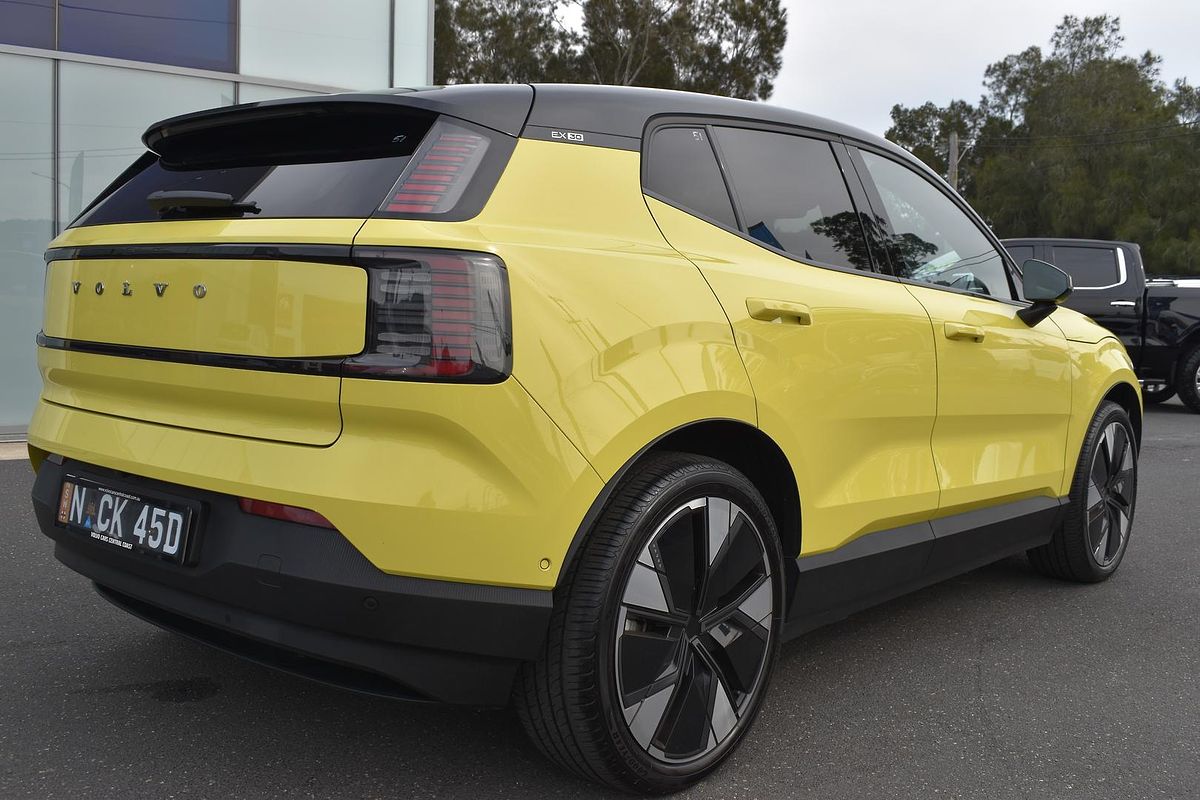 2024 Volvo EX30 Twin Motor Performance Ultra