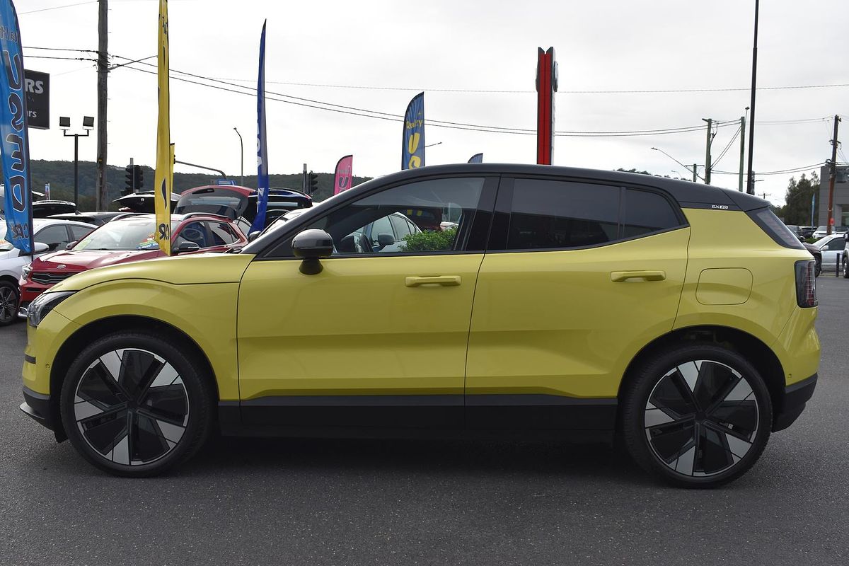 2024 Volvo EX30 Twin Motor Performance Ultra