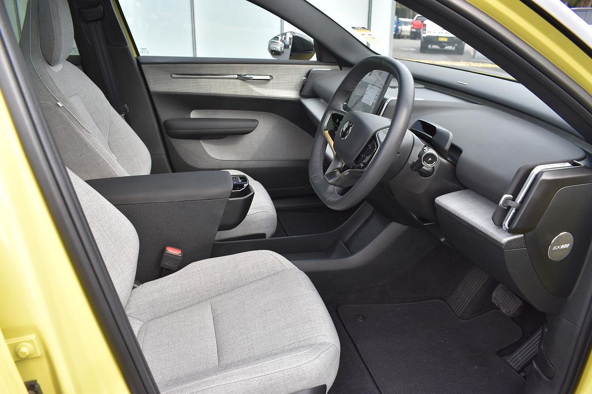 2024 Volvo EX30 Twin Motor Performance Ultra