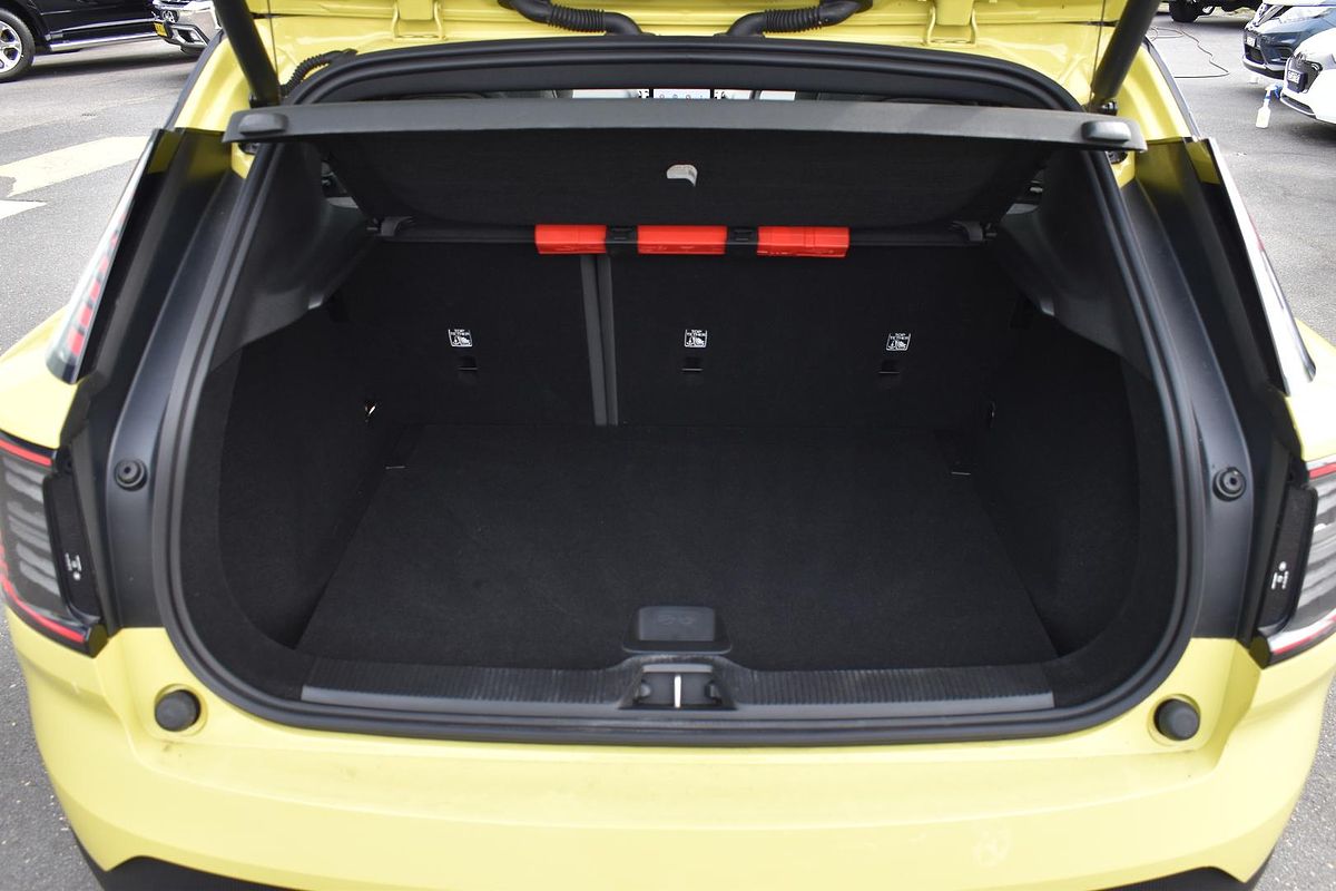 2024 Volvo EX30 Twin Motor Performance Ultra