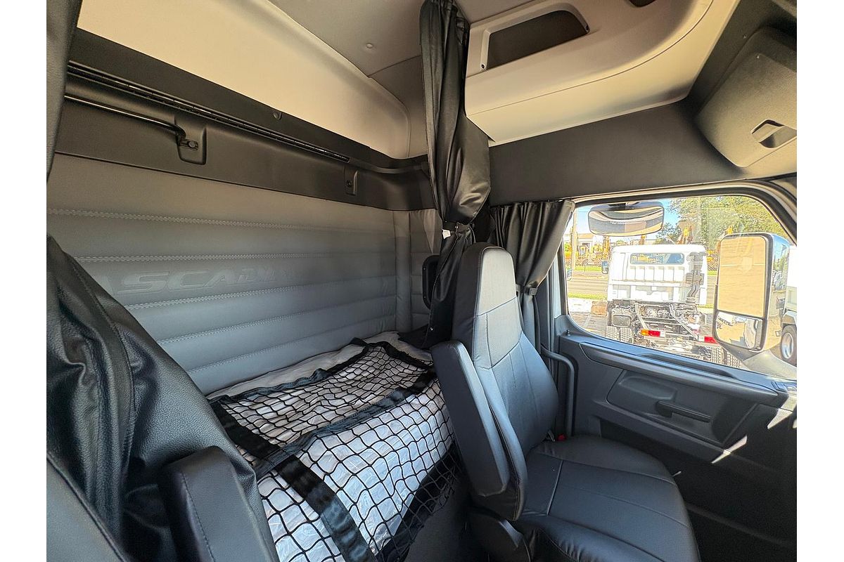 2024 Freightliner Cascadia 126