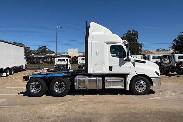 2024 Freightliner Cascadia 126