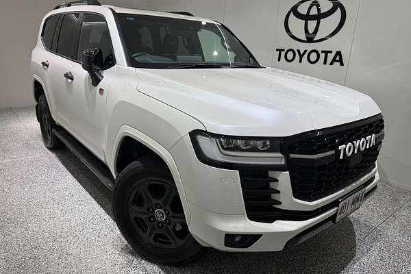 2023 Toyota Landcruiser GR Sport FJA300R
