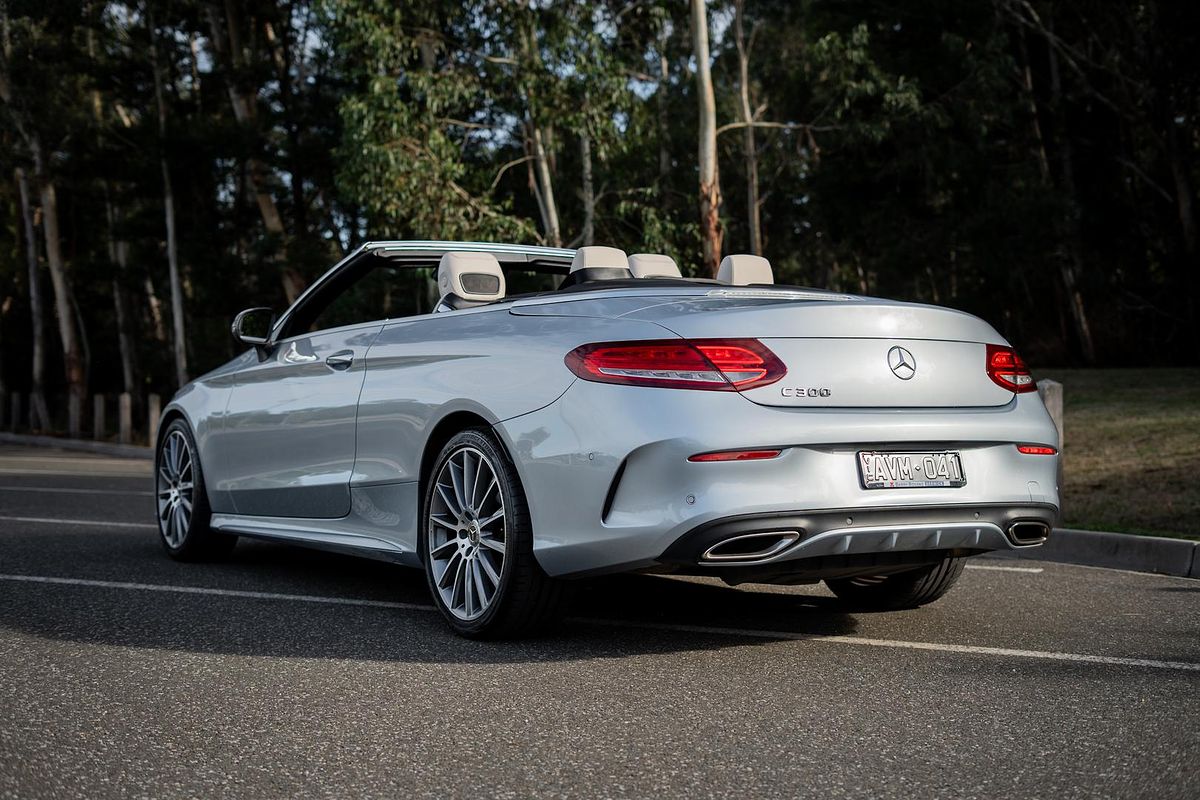 2018 Mercedes-Benz C-Class C300 A205