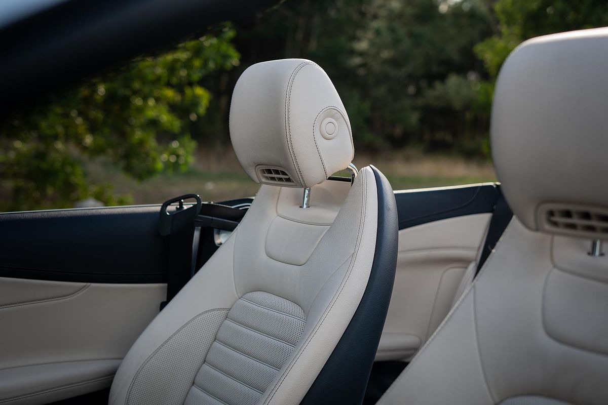 2018 Mercedes-Benz C-Class C300 A205
