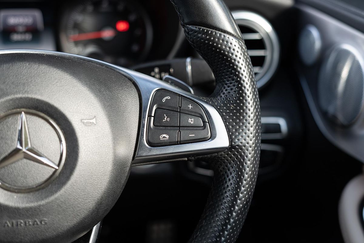 2018 Mercedes-Benz C-Class C300 A205