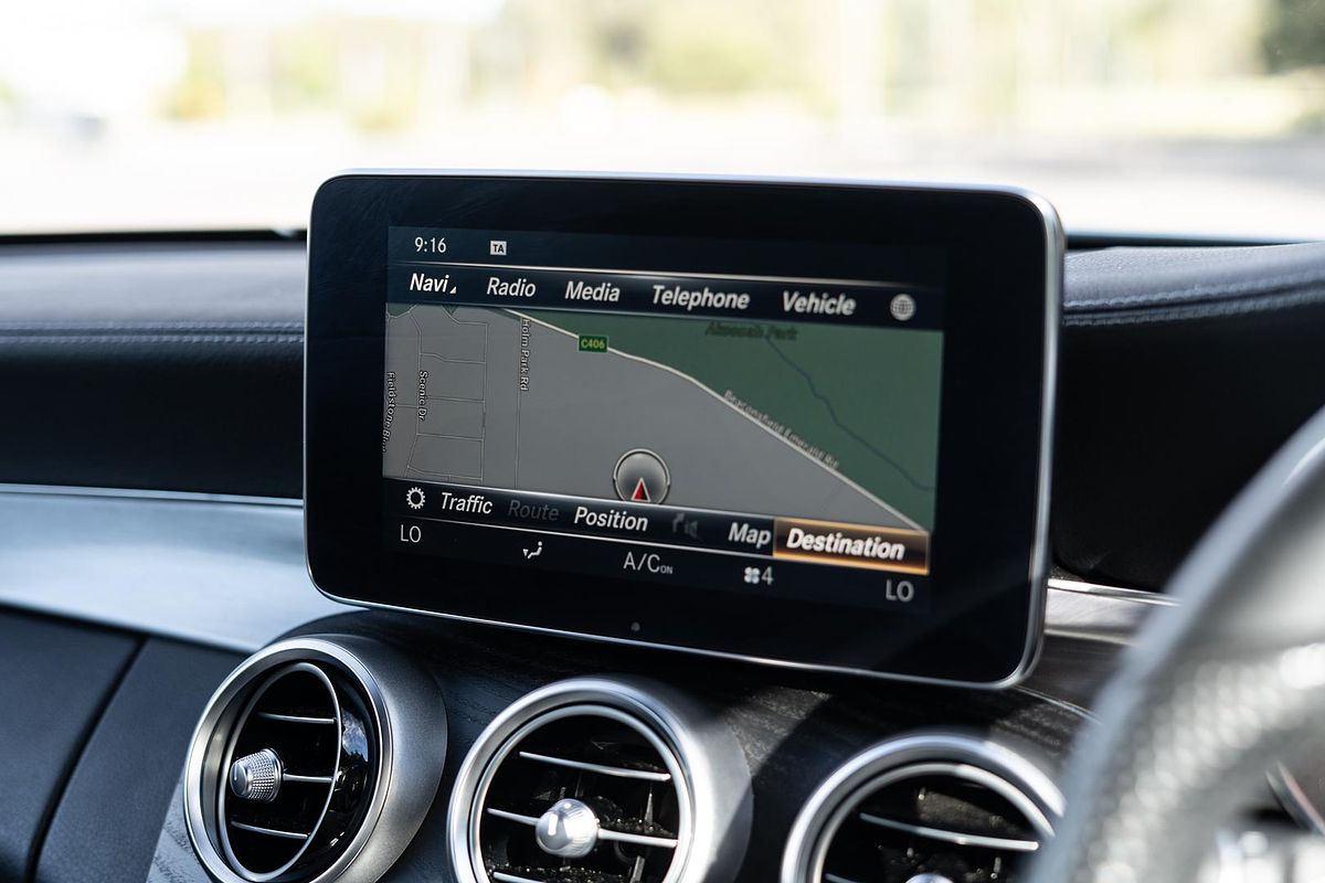 2018 Mercedes-Benz C-Class C300 A205