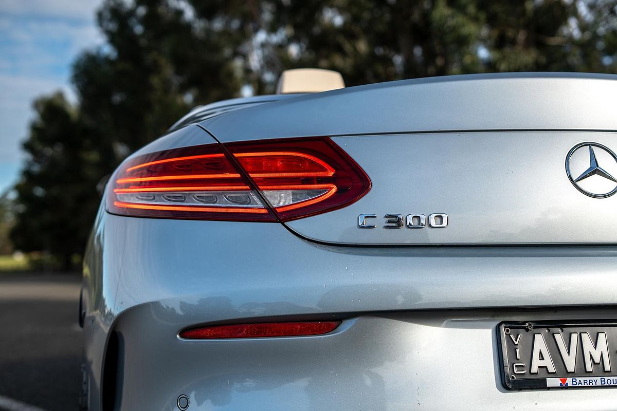 2018 Mercedes-Benz C-Class C300 A205
