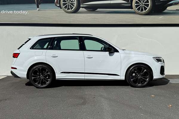 2024 Audi Q7 45 TFSI 4M