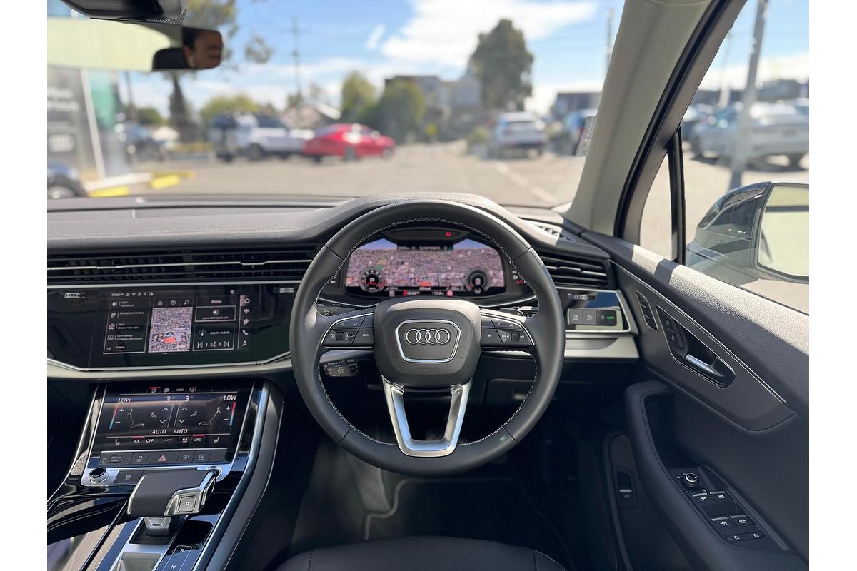 2024 Audi Q7 45 TFSI 4M