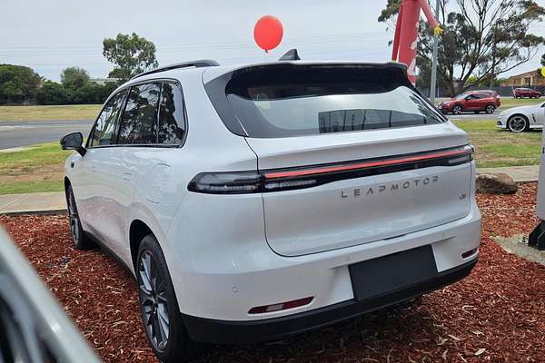 2025 Leapmotor C10 Design B11