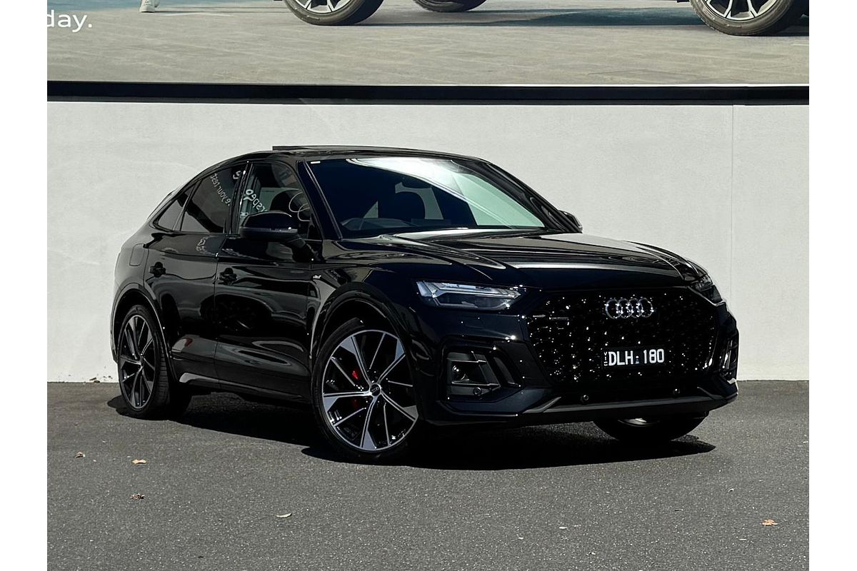 2024 Audi Q5 55 TFSI e S Line FY