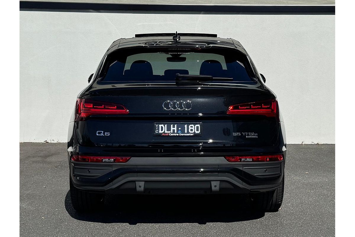 2024 Audi Q5 55 TFSI e S Line FY