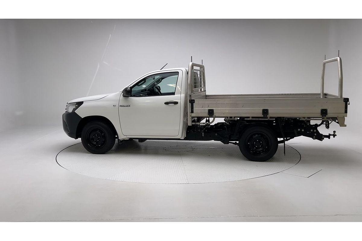 2017 Toyota Hilux Workmate TGN121R Rear Wheel Drive
