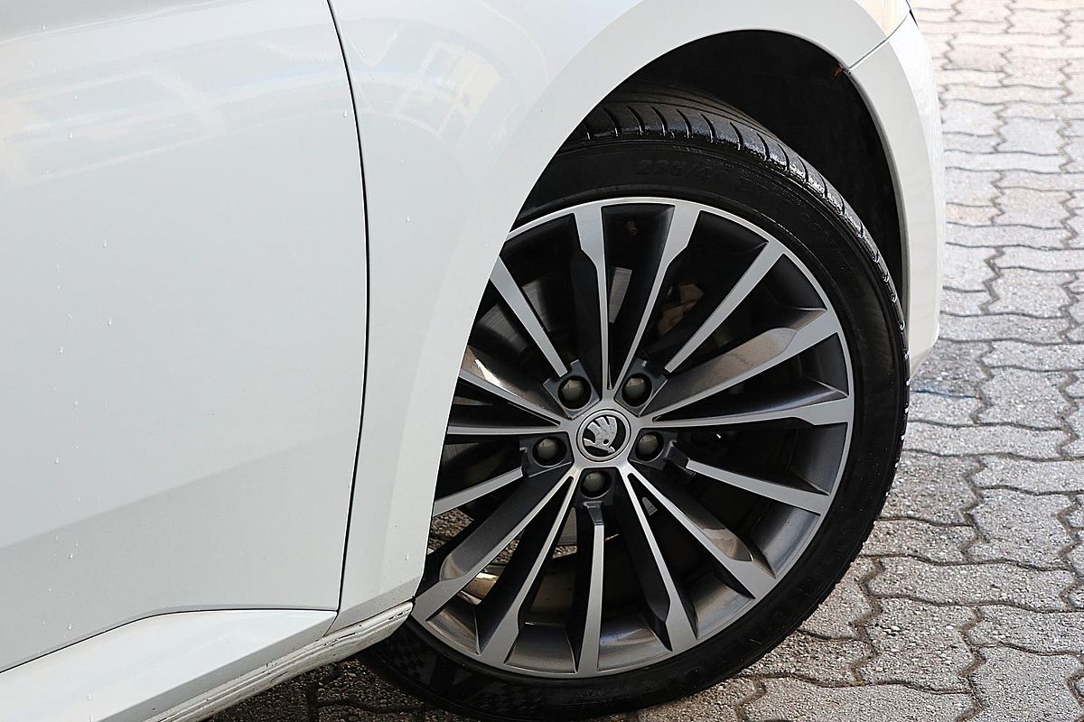 2022 SKODA Superb 162TSI Style NP