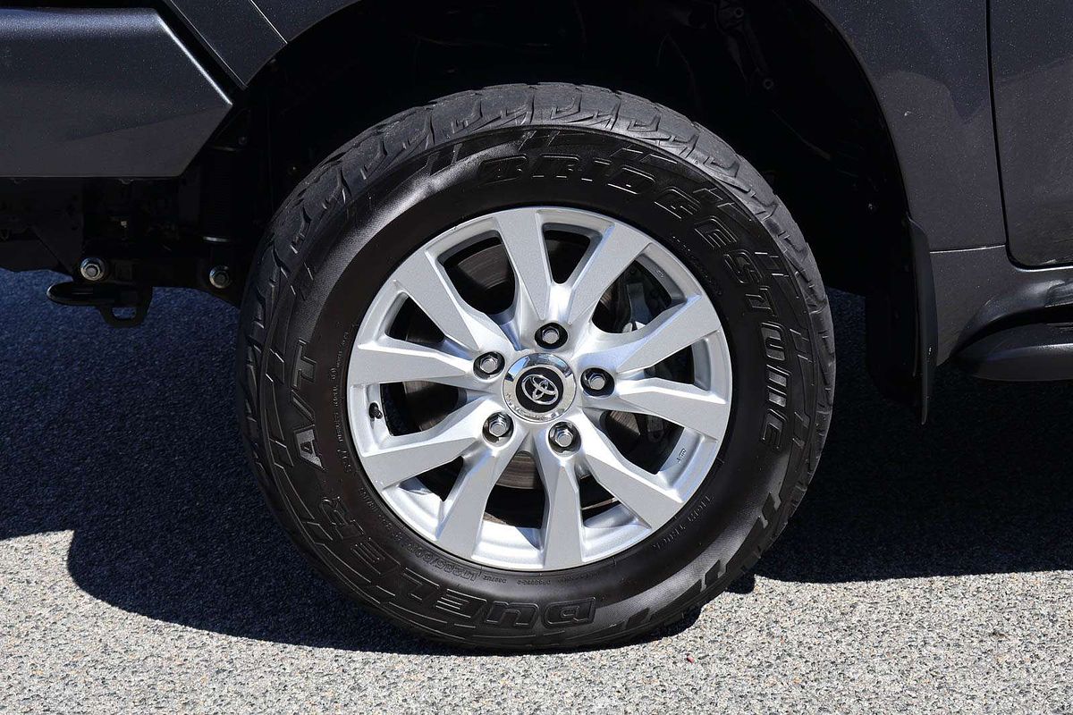 2017 Toyota Landcruiser VX VDJ200R