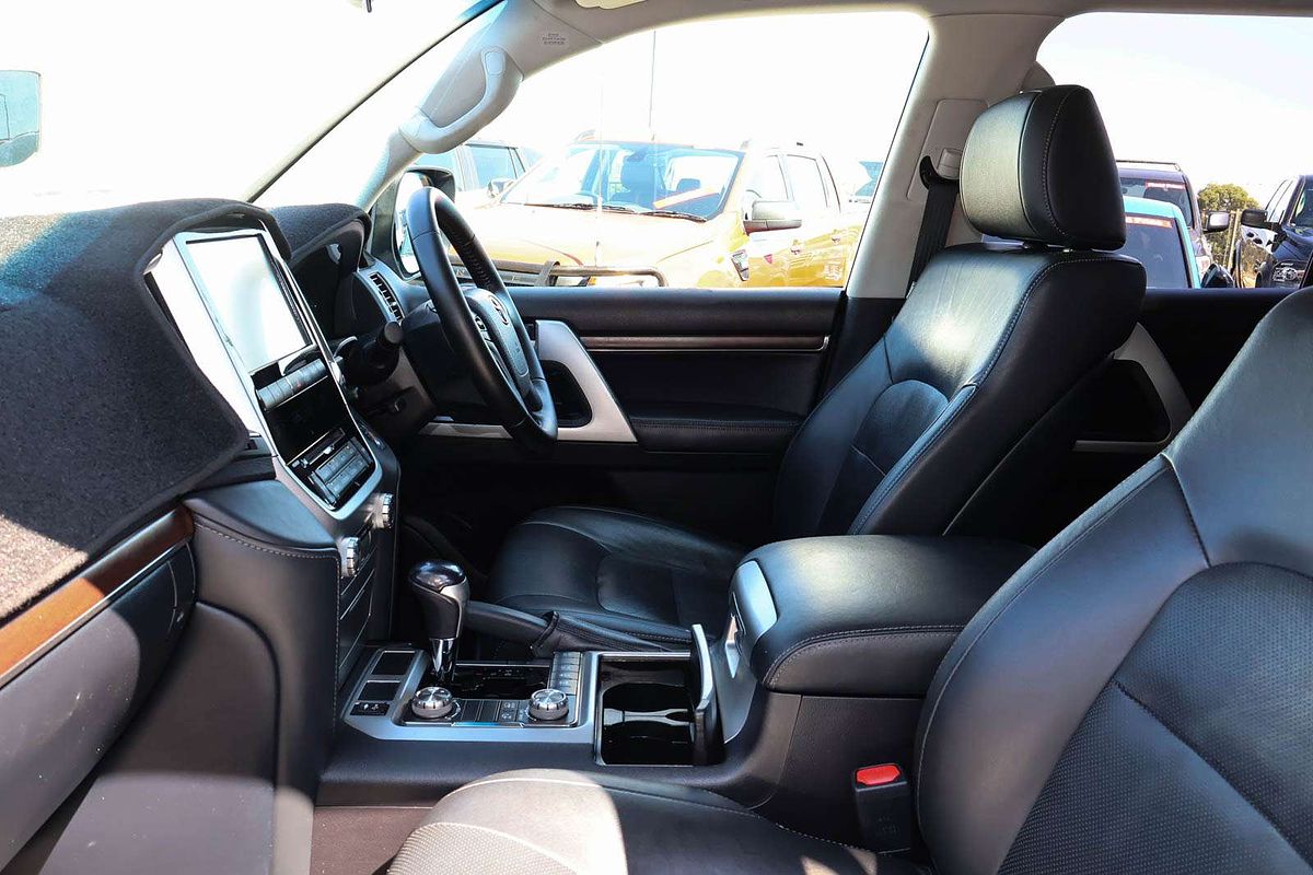 2017 Toyota Landcruiser VX VDJ200R