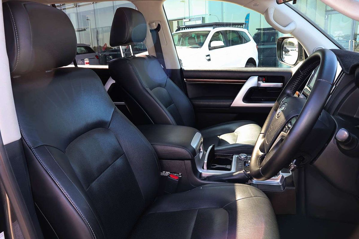 2017 Toyota Landcruiser VX VDJ200R