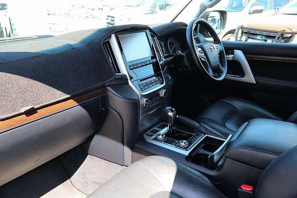 2017 Toyota Landcruiser VX VDJ200R