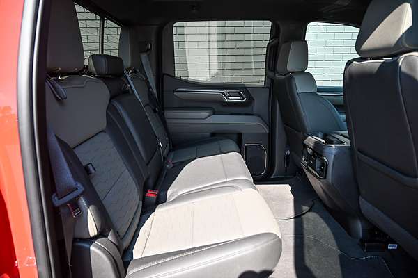 2024 Chevrolet Silverado 1500 ZR2 W/Tech Pack T1 4X4