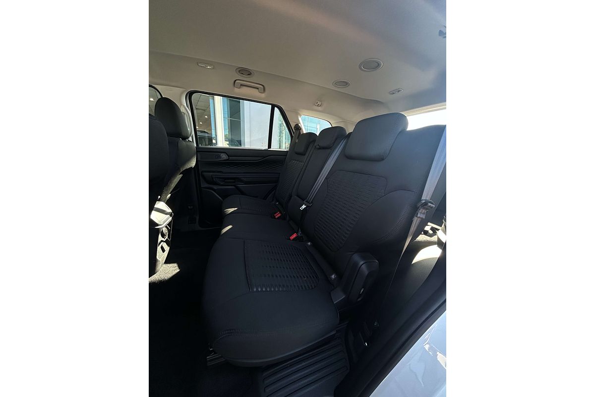 2024 Ford Everest Ambiente