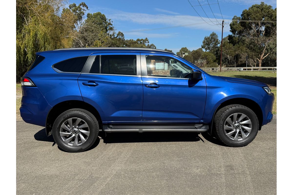 2021 Isuzu MU-X LS-U
