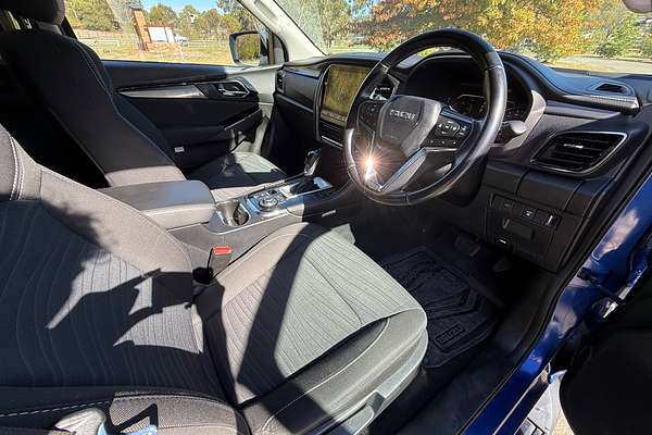 2021 Isuzu MU-X LS-U