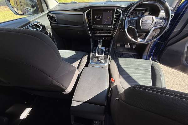 2021 Isuzu MU-X LS-U