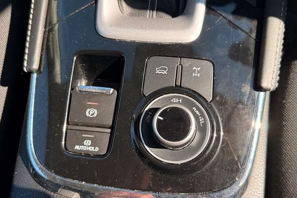 2021 Isuzu MU-X LS-U