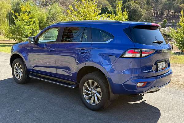 2021 Isuzu MU-X LS-U